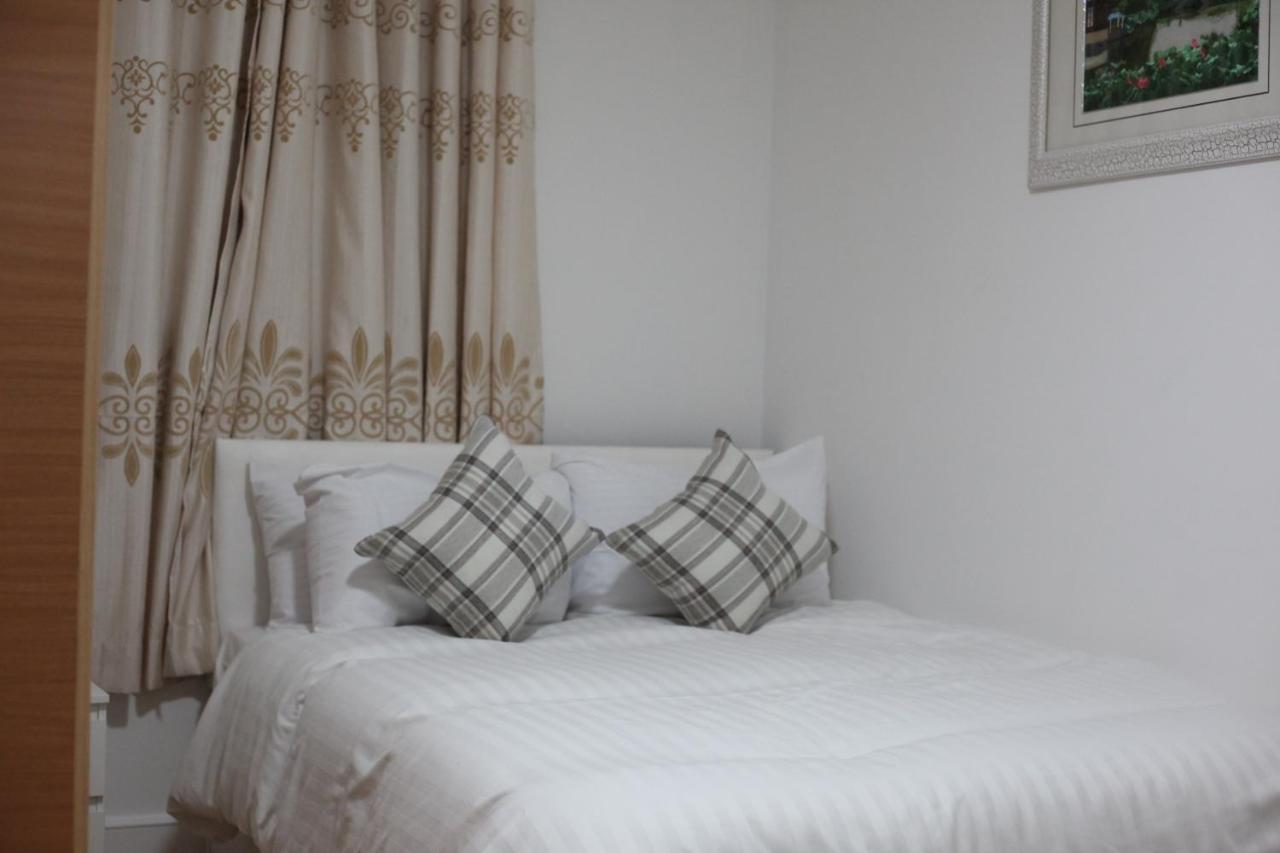 Oyo New City Lodge London Exterior foto